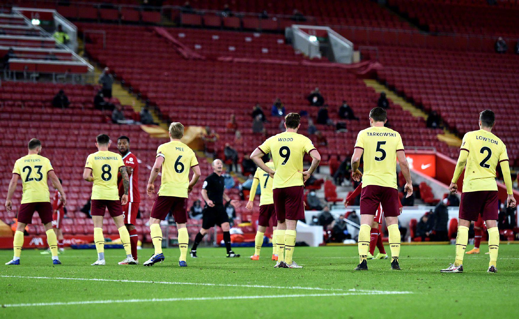 官方：国米26岁后卫范赫斯登加盟西协甲俱乐部马贝拉.